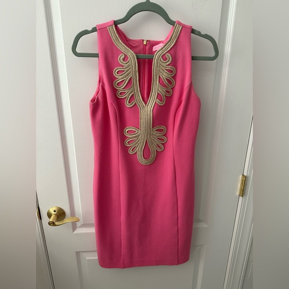 Lily Pultizer Janice Knit Shift Dress - Pink with Gold trim- size M - Picture 2 of 7